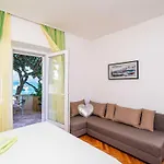شقة Nikolina Lu - Two-bedroom With Terrace *